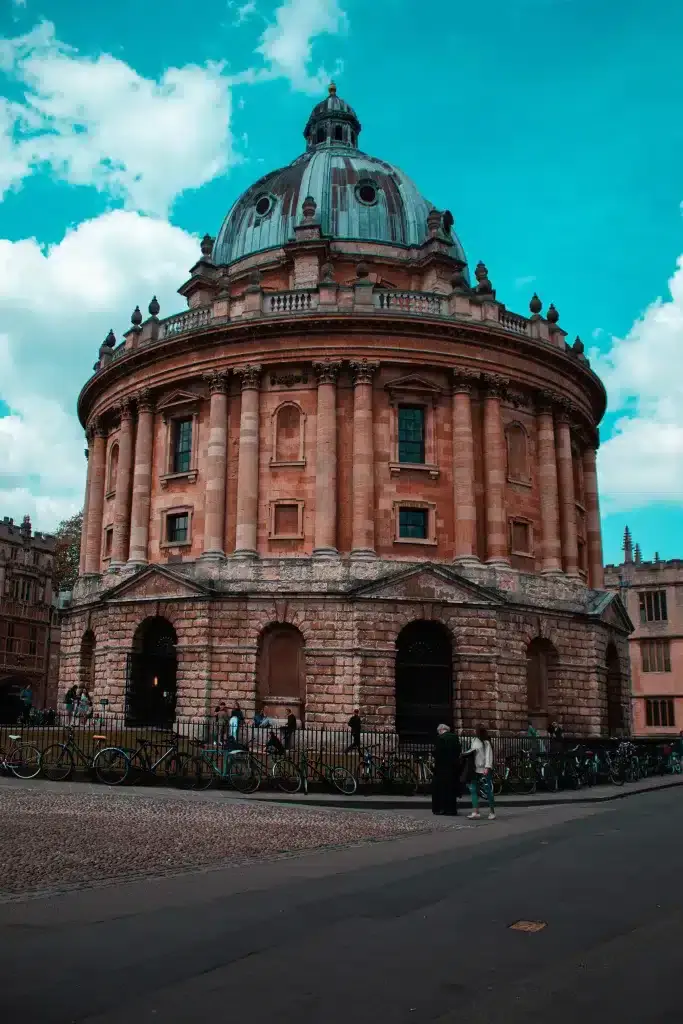 Picture of the University of Oxford, a prestigious university in the United Kingdom